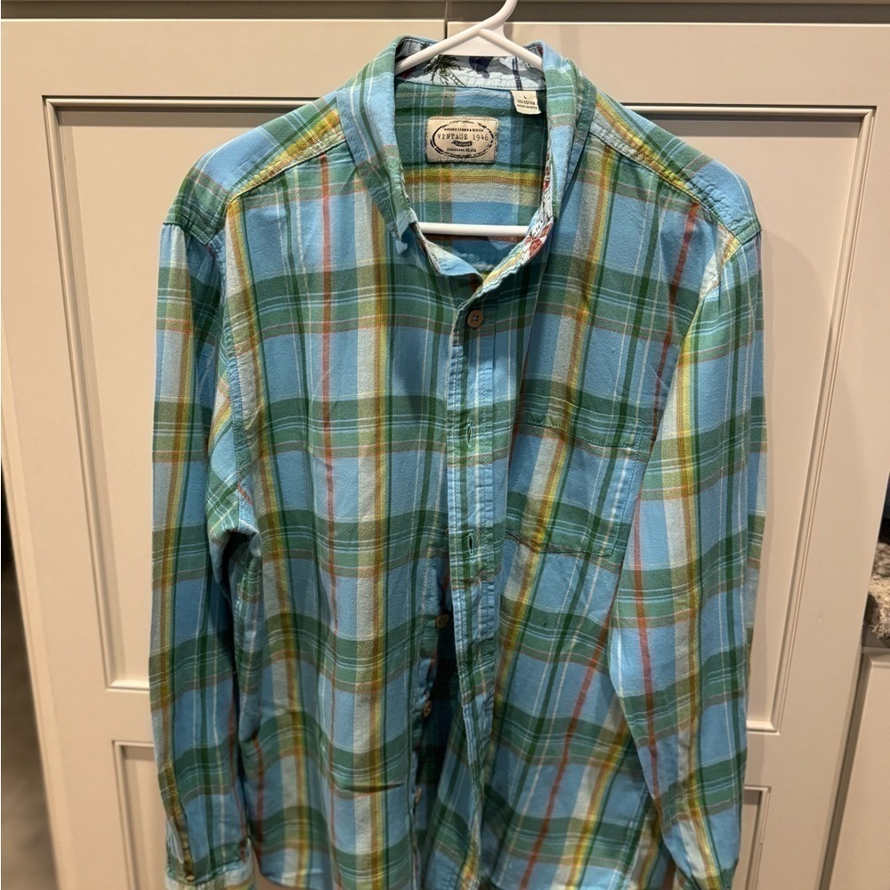 Vintage 1946 Men’s Soft Cotton Button-down Size L